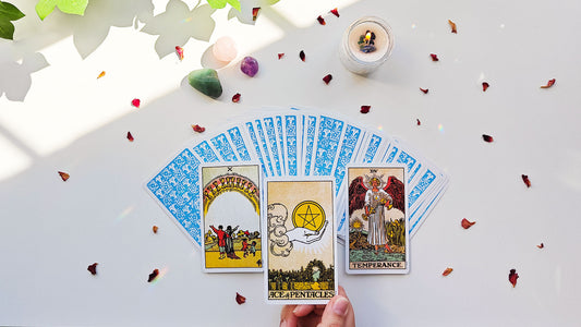 Your Guide to Choosing the Right Tarot or Psychic Reader
